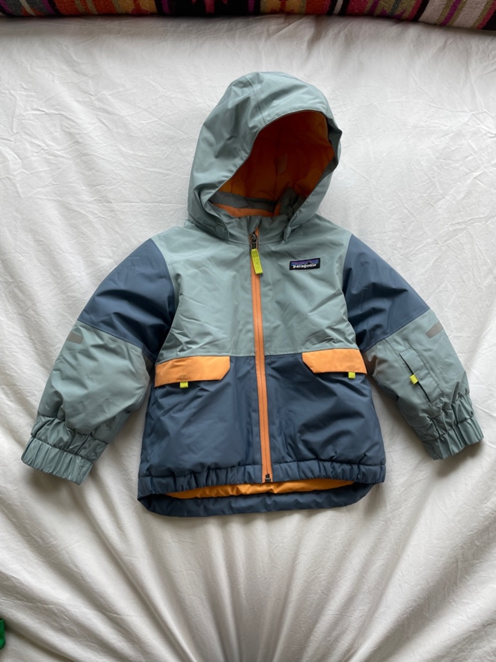 Patagonia Snow Pile 2T Hooded Colorblock ski Jacket